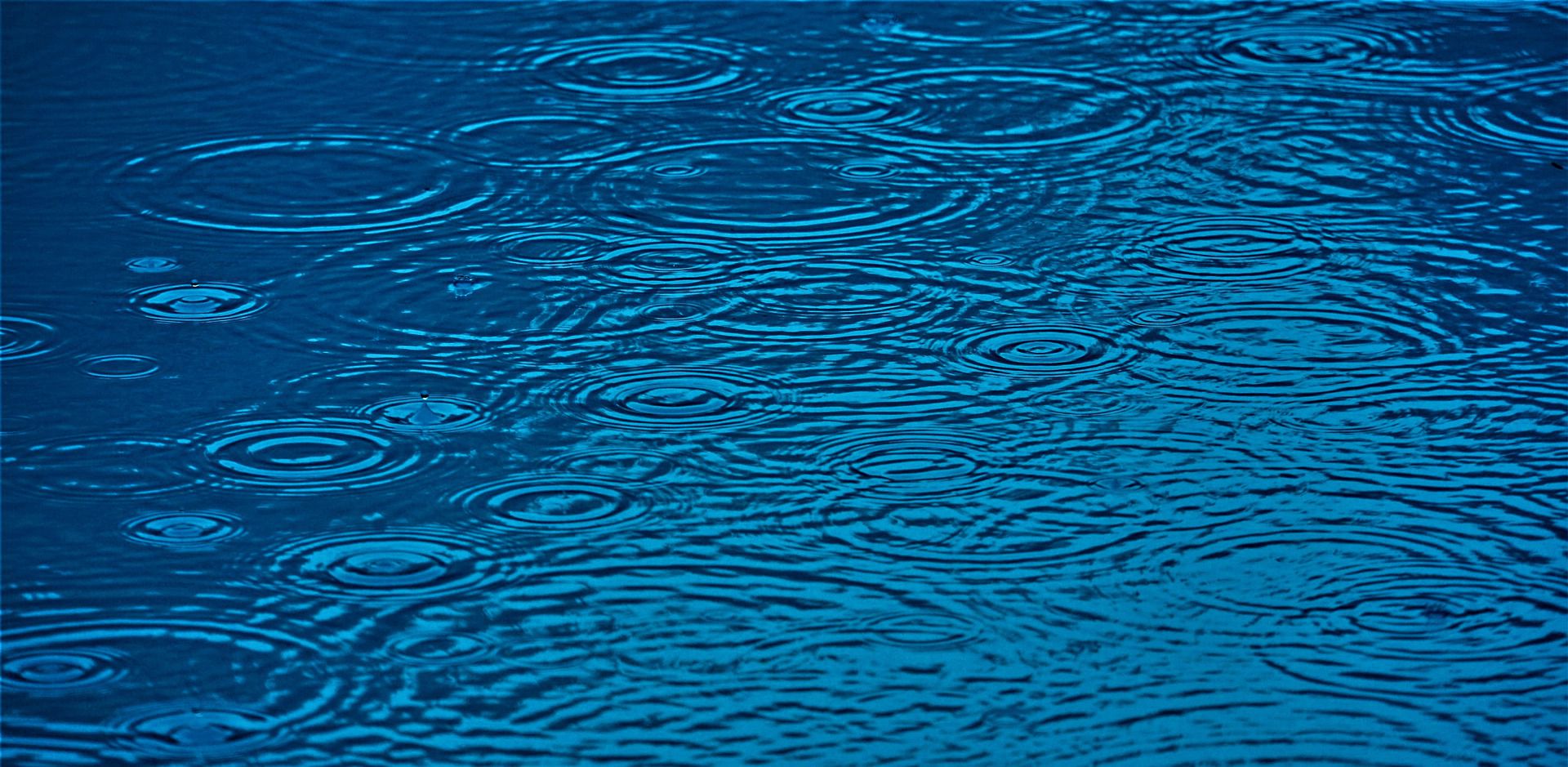 【雨の季語】夏編・夏の季節に降る雨はどんな雨?呼び名や言葉の一覧まとめ あめつちコトノハ 【雨の季語】夏編・夏の季節に降る雨はどんな雨?呼び名や言葉の一覧まとめ あめつちコトノハ
